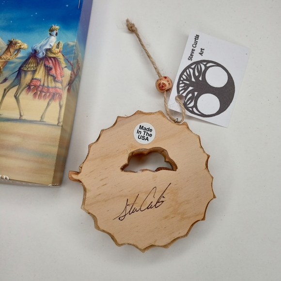 Hand Crafted Wood Ornament - Picture 3 of 3